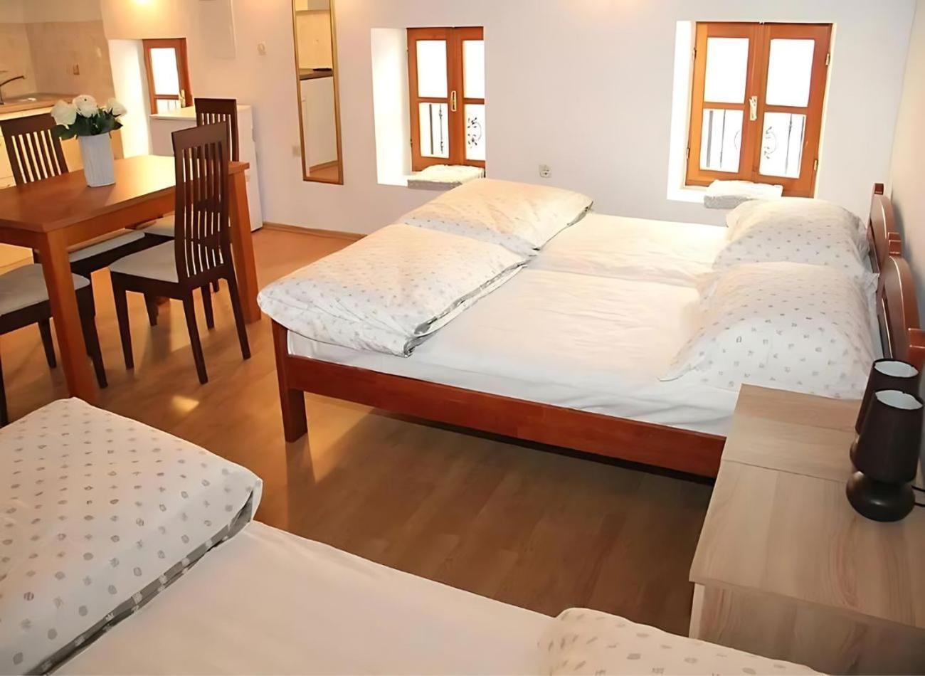 Sunny Rooms And Suites Sibenik Exterior photo